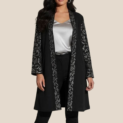 جاكيت لمسة حروف